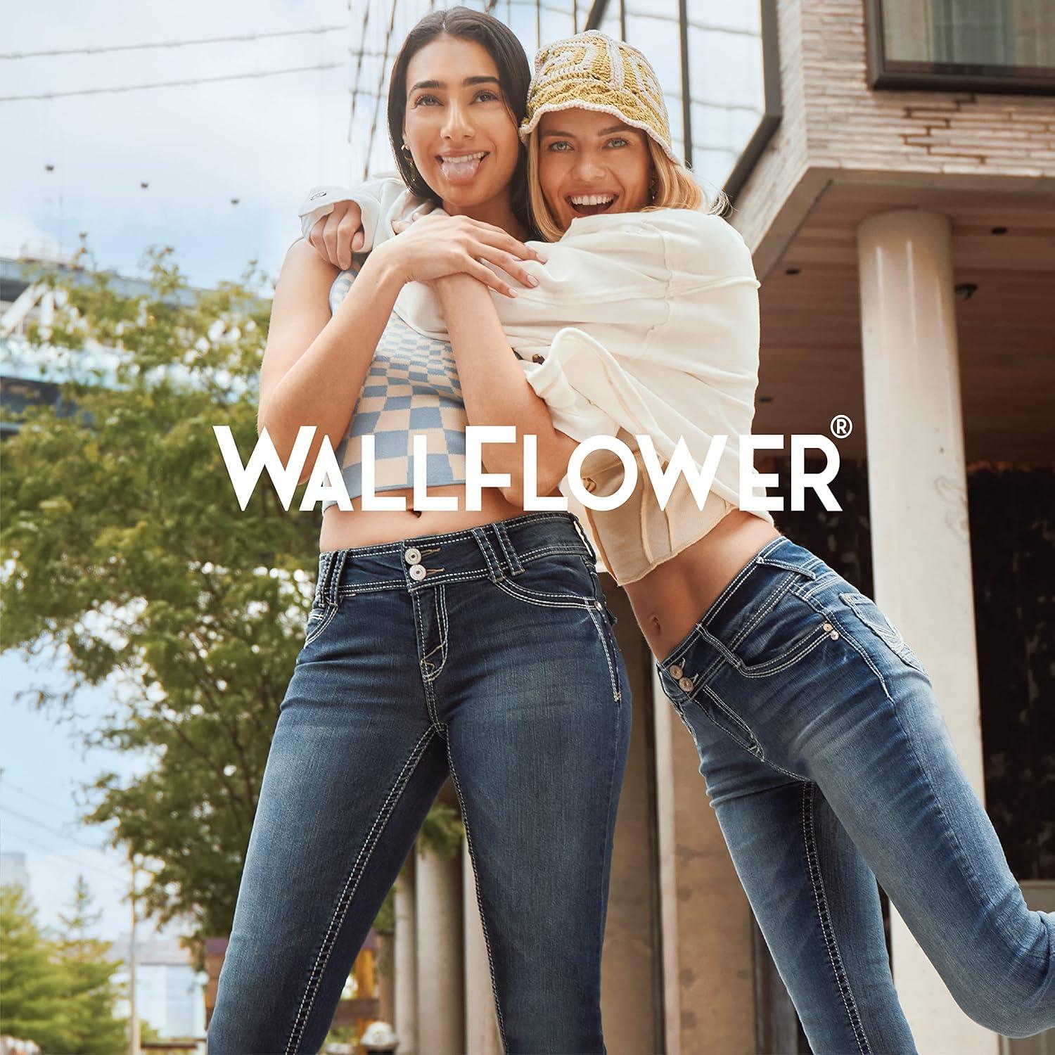 imageWallFlower Womens Flirty Curvy Flare High Rise Insta Stretch Juniors JeansBexley
