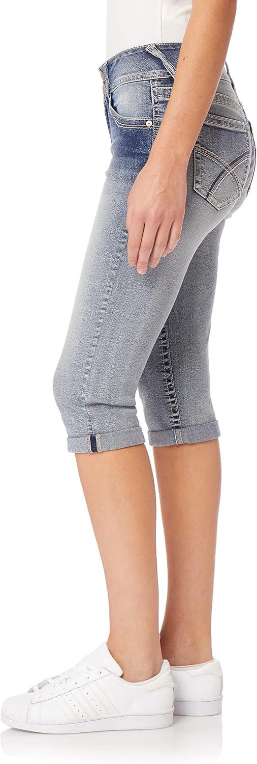 imageWallFlower Womens Luscious Curvy 17quot Capri MidRise Insta Stretch Juniors Standard and PlusCamille